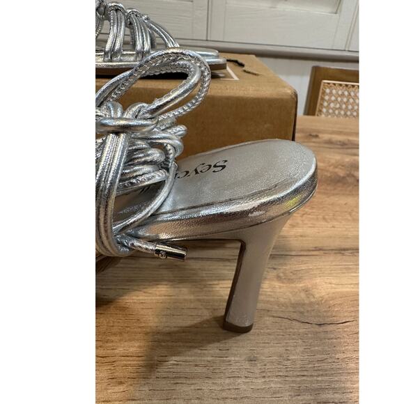 Seychelles Te Amo Ankle Wrap Sandal Metallic Leather Size 8 NIB Ankle Strap Ties - Picture 9 of 15